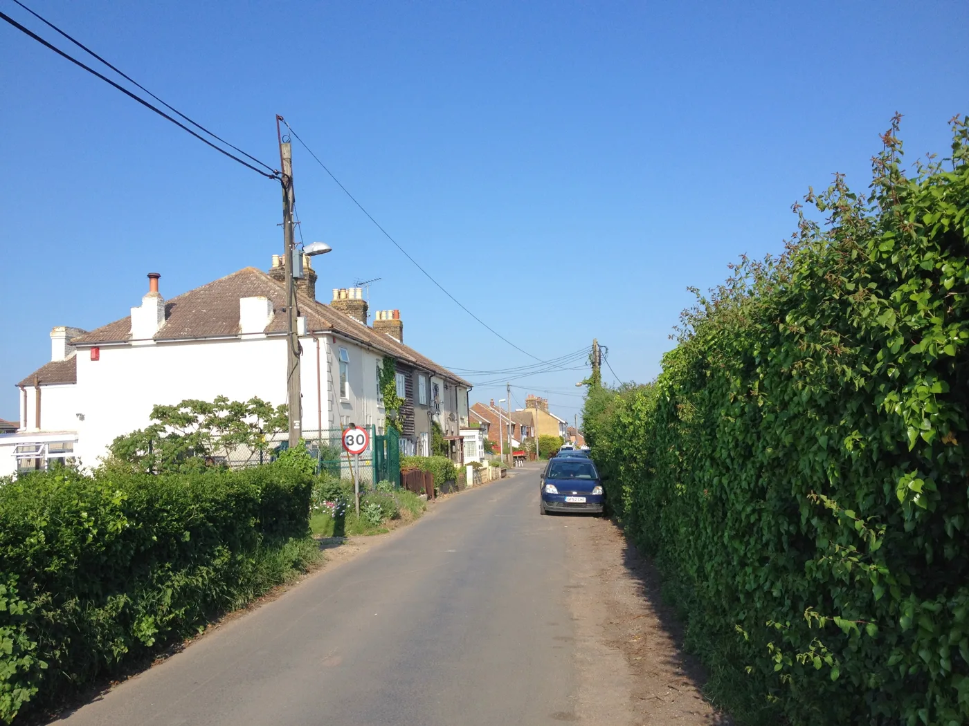 Higham Road, Cliffe. The refused site lies on the south side of the road, between the village and Buckland Road